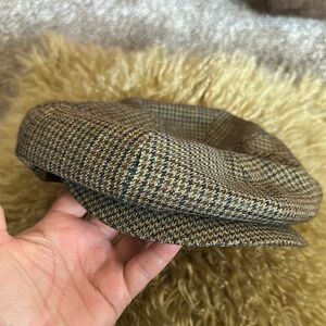Doria 1905 Hat
Brown and Black Newsboy Hat made in Italy  
100% Wool